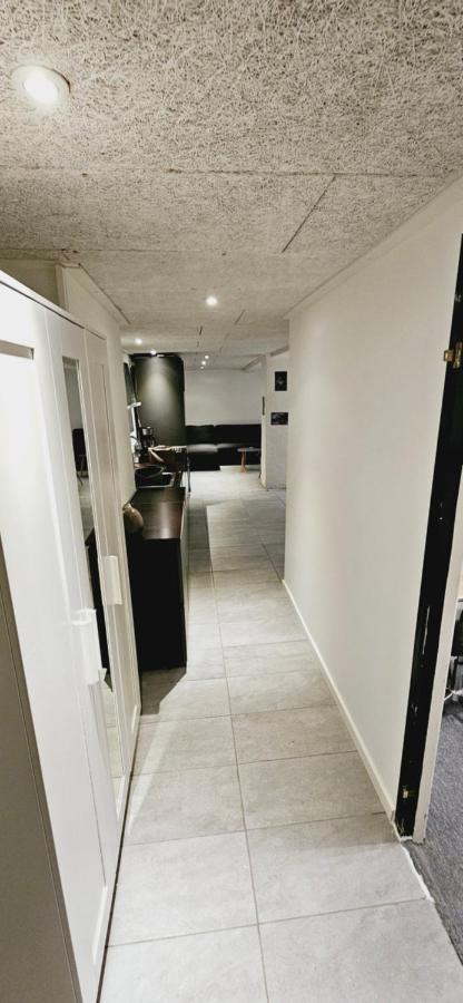 New York Basement *